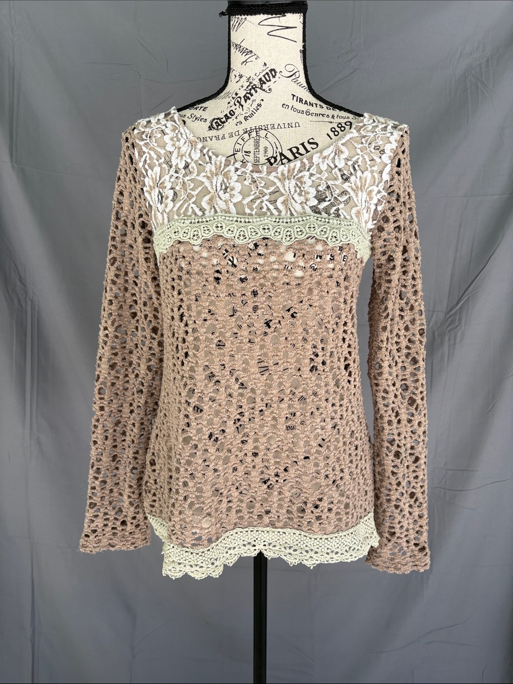 Boho Crochet Style Lace Trim Long Sleeve Top